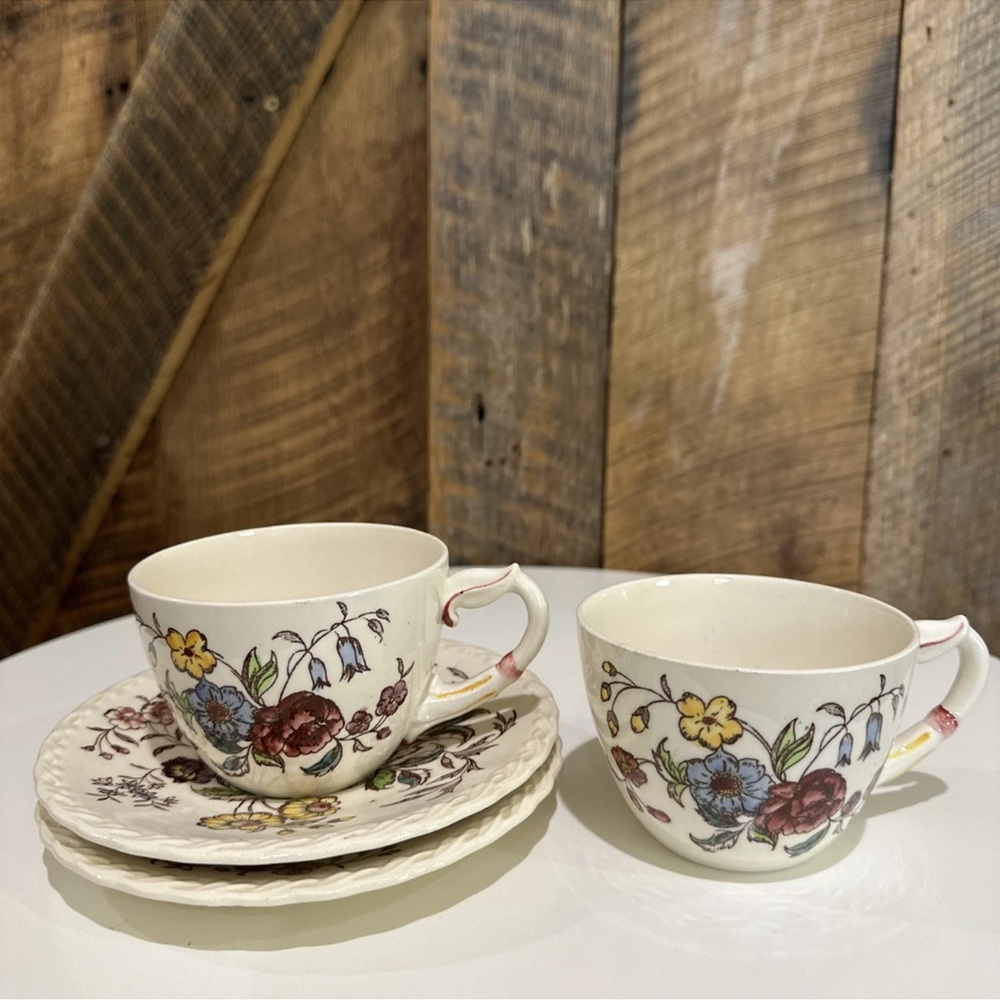 Vintage Vernon Kilns Mayflower Floral Tea Cup And Saucer Set Of 2 1950s